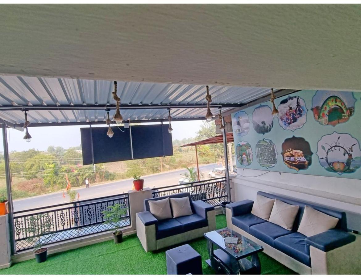 Hari Homestay, Garudeshwar Exteriér fotografie